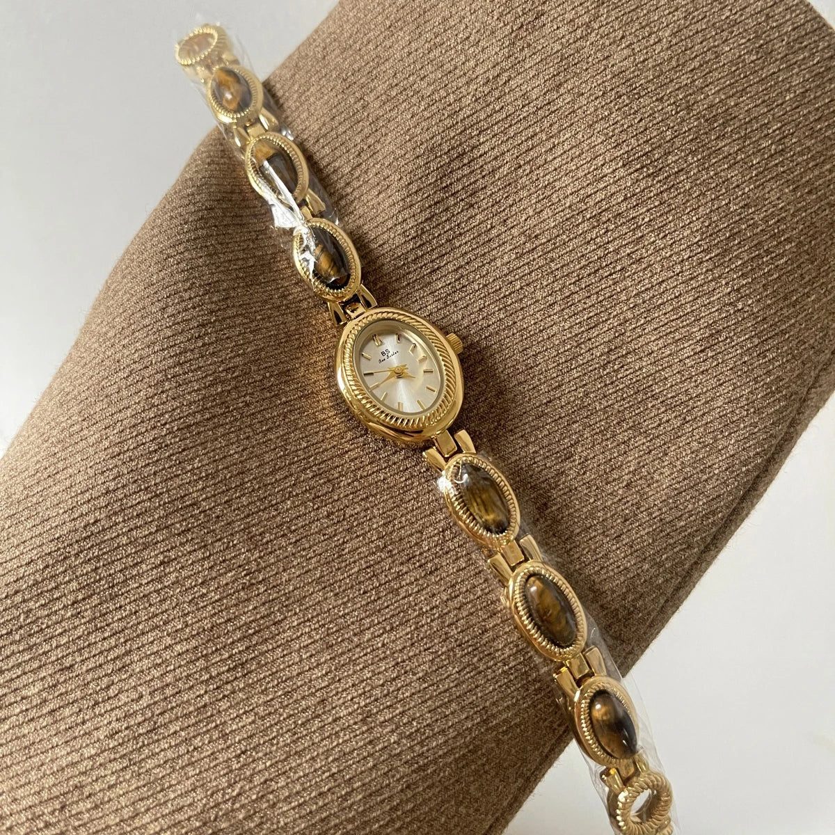 High-end Luxury Watches for Woman Elegant Green Jewelry Jade Quartz Bracelet Wristwatch Gift for Women Lady Fashion Dress Watch
